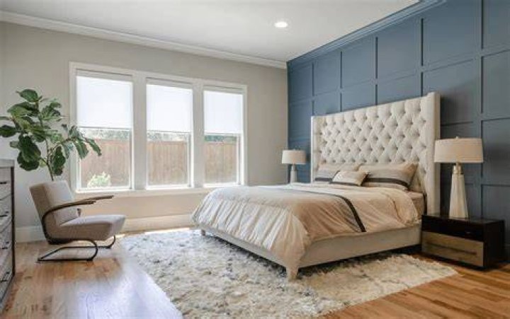 How do I make an accented wall color?