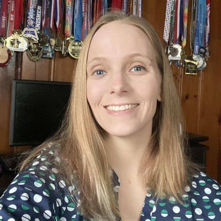 Leslie Picker Bio, Age, Family, Husband, Kids, CNBC, Awards, Salary