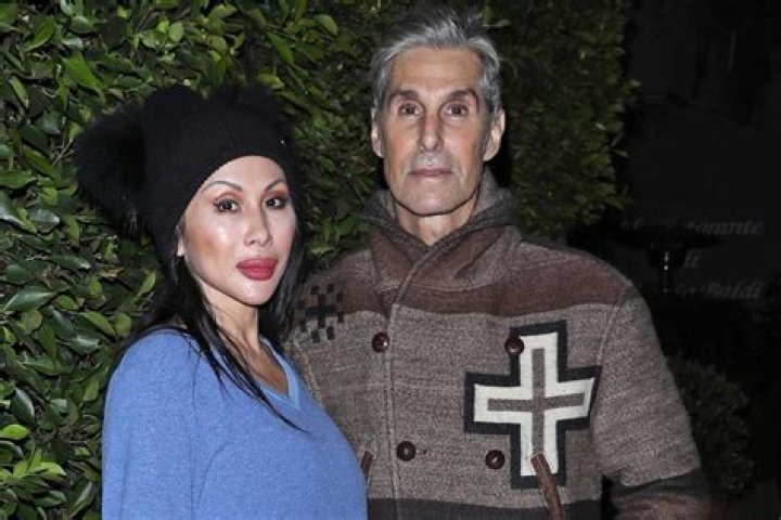 Perry Farrell: Rockstar, Career, Wife & Net Worth