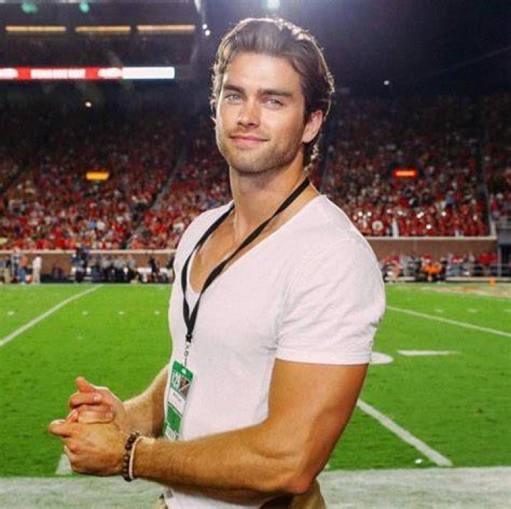 Pierson Fodé Biography, Age, Family, Girlfriend, Net Worth, Movies, Icarly, B&B
