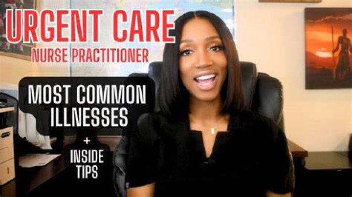 What does an urgent care nurse do?