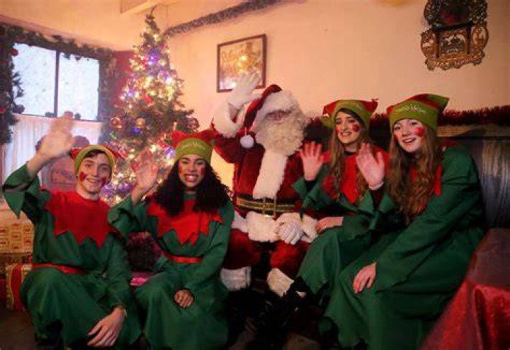 What jobs do Santa's elves do?