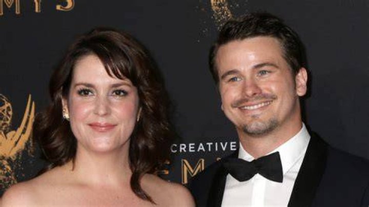 Who Is Melanie Lynskey’s Ex-Husband Jimmi Simpson? Jimmi Simpson Net Worth, Wife